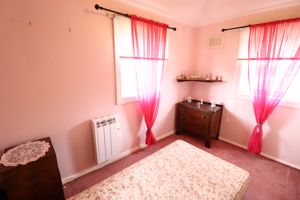 Bedroom- click for photo gallery